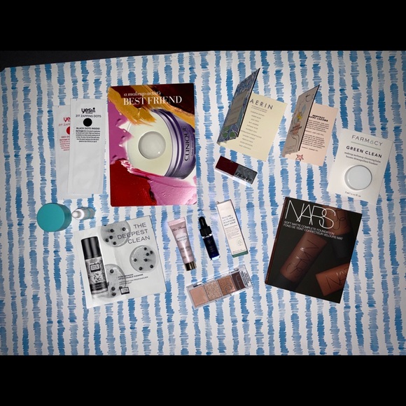 15 piece make-up/skin care samples & trial sizes - Picture 2 of 3